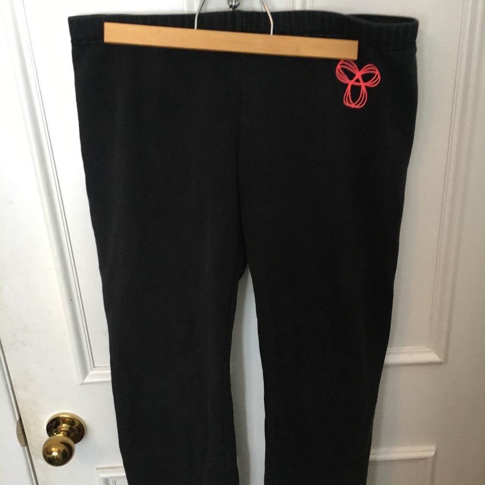 Nice TNA logo sweats